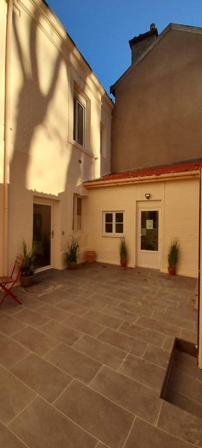 Suite Grand Siecle Ch - Reims Centre Ville מראה חיצוני תמונה
